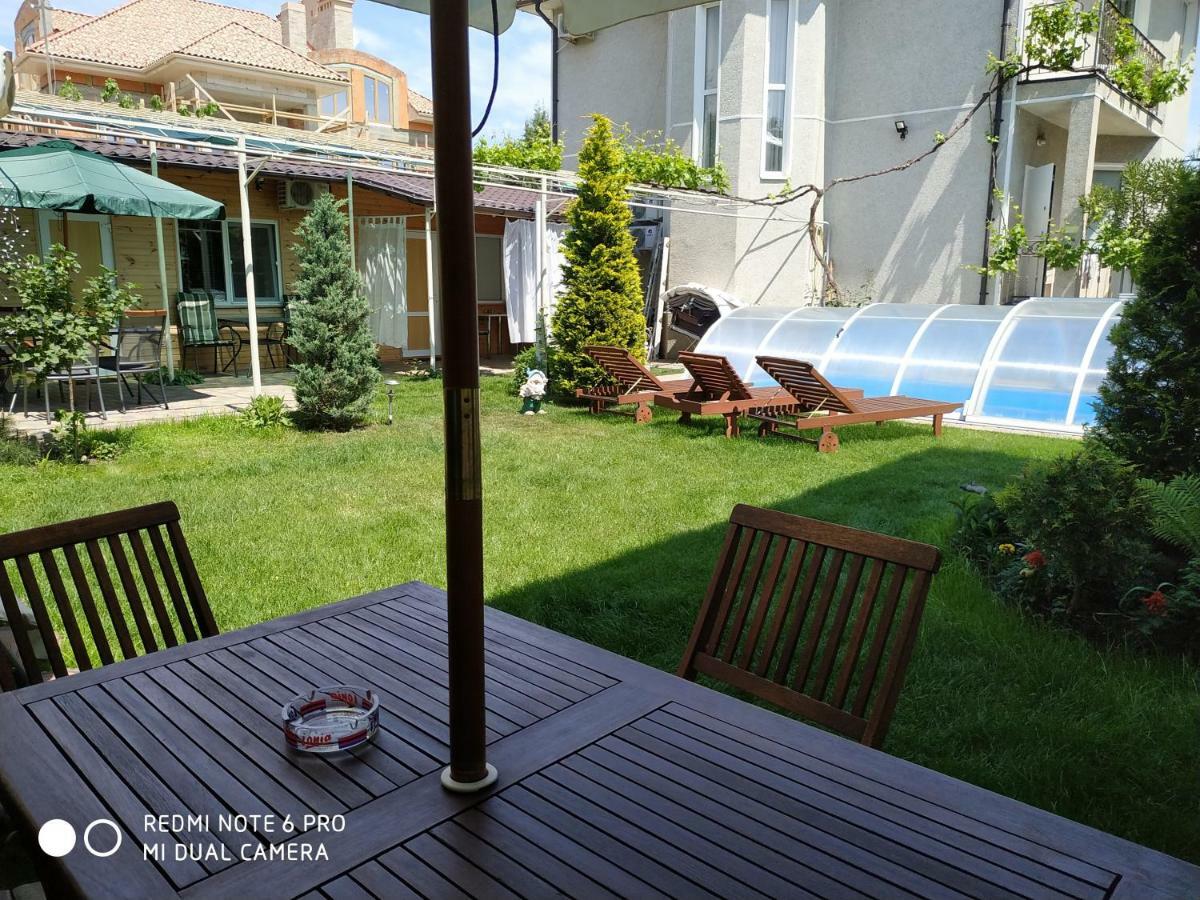 Guest House Butterfly Wing Odessa Luaran gambar