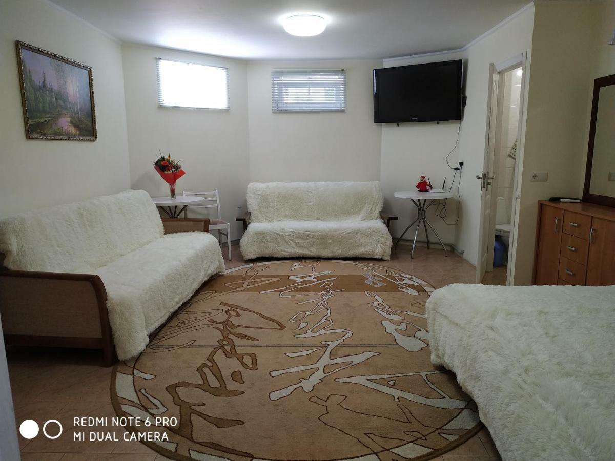 Guest House Butterfly Wing Odessa Luaran gambar